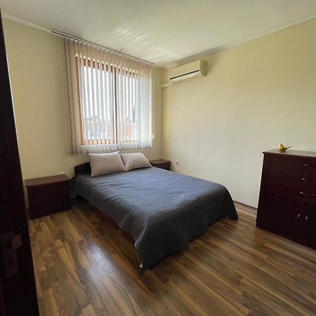 רבדה Private Apartments In Apolon מראה חיצוני תמונה