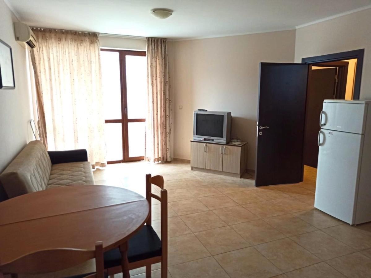 רבדה Private Apartments In Apolon מראה חיצוני תמונה