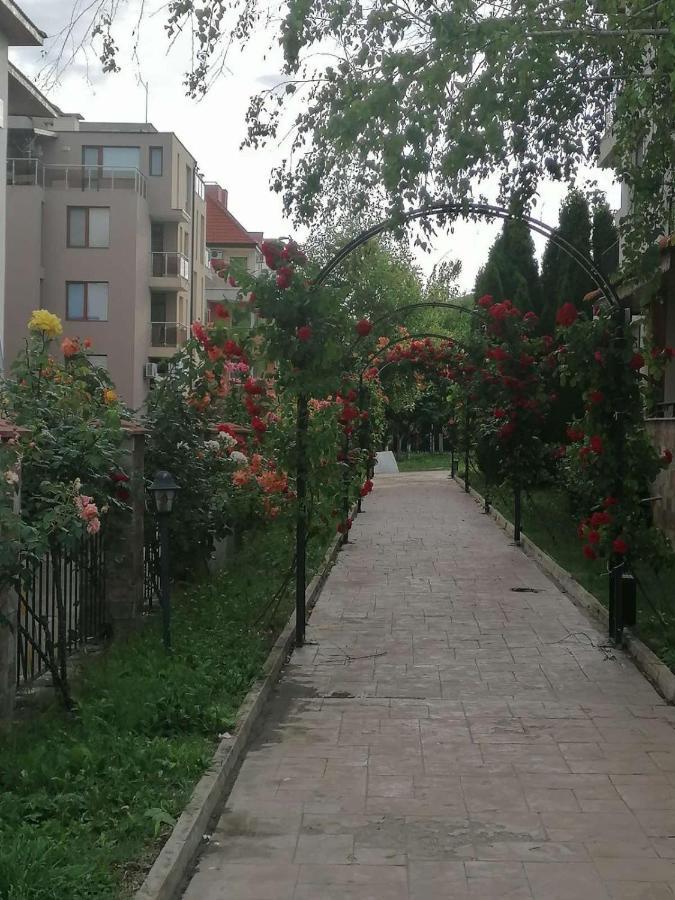 רבדה Private Apartments In Apolon מראה חיצוני תמונה