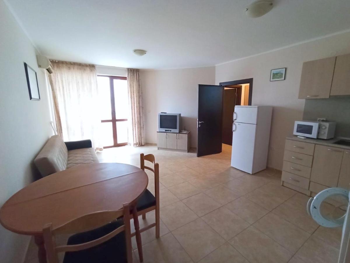 רבדה Private Apartments In Apolon מראה חיצוני תמונה