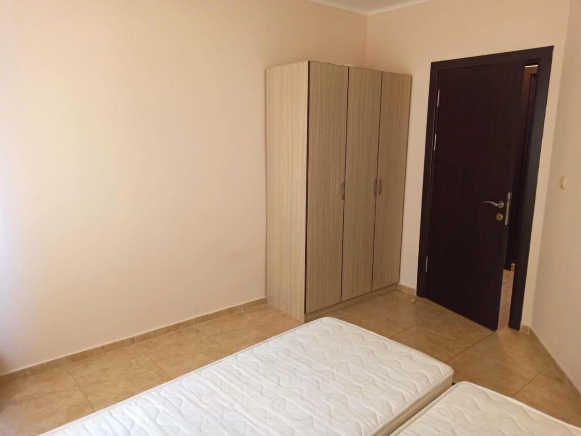 רבדה Private Apartments In Apolon מראה חיצוני תמונה