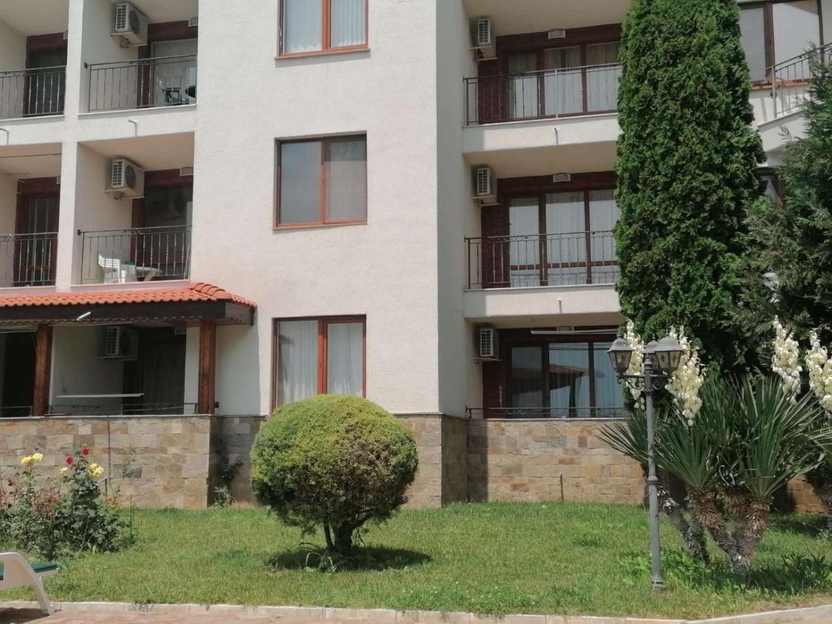רבדה Private Apartments In Apolon מראה חיצוני תמונה