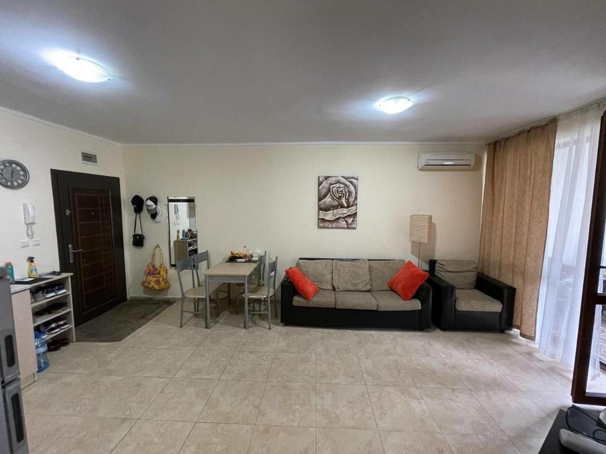 רבדה Private Apartments In Apolon מראה חיצוני תמונה