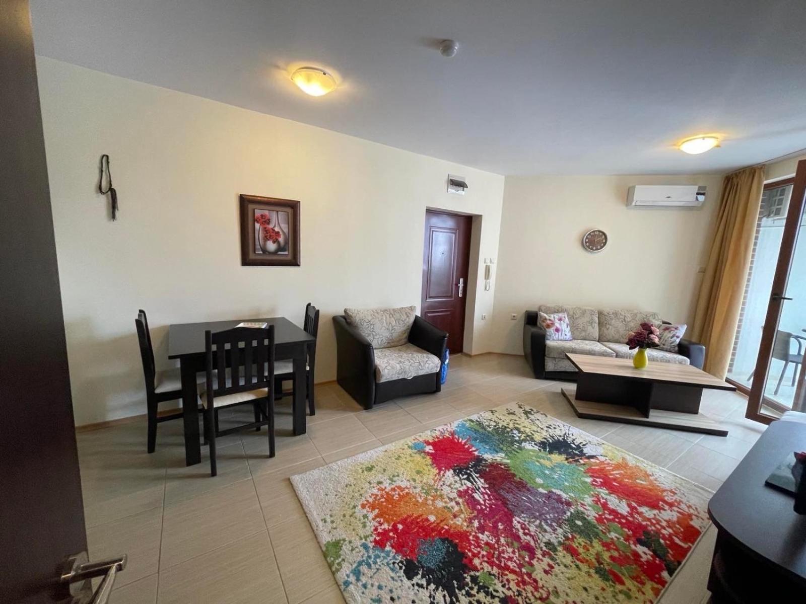 רבדה Private Apartments In Apolon מראה חיצוני תמונה