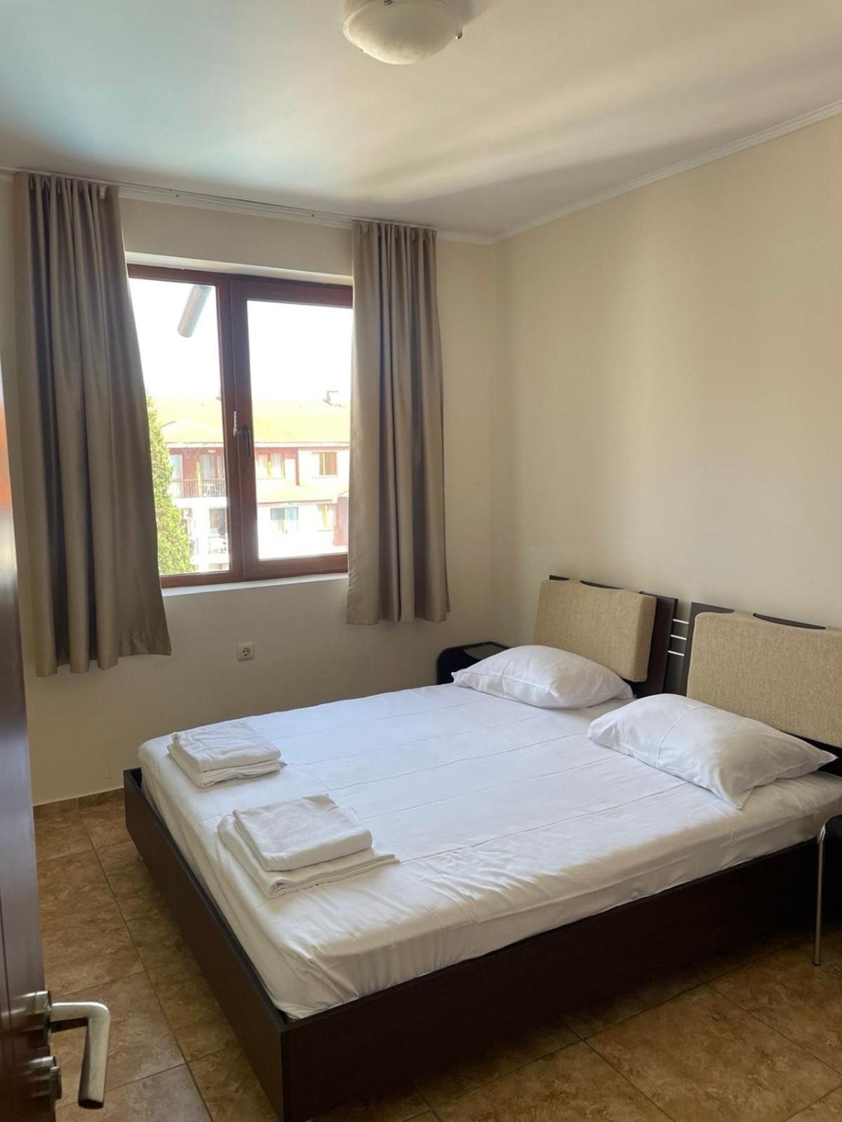 רבדה Private Apartments In Apolon מראה חיצוני תמונה