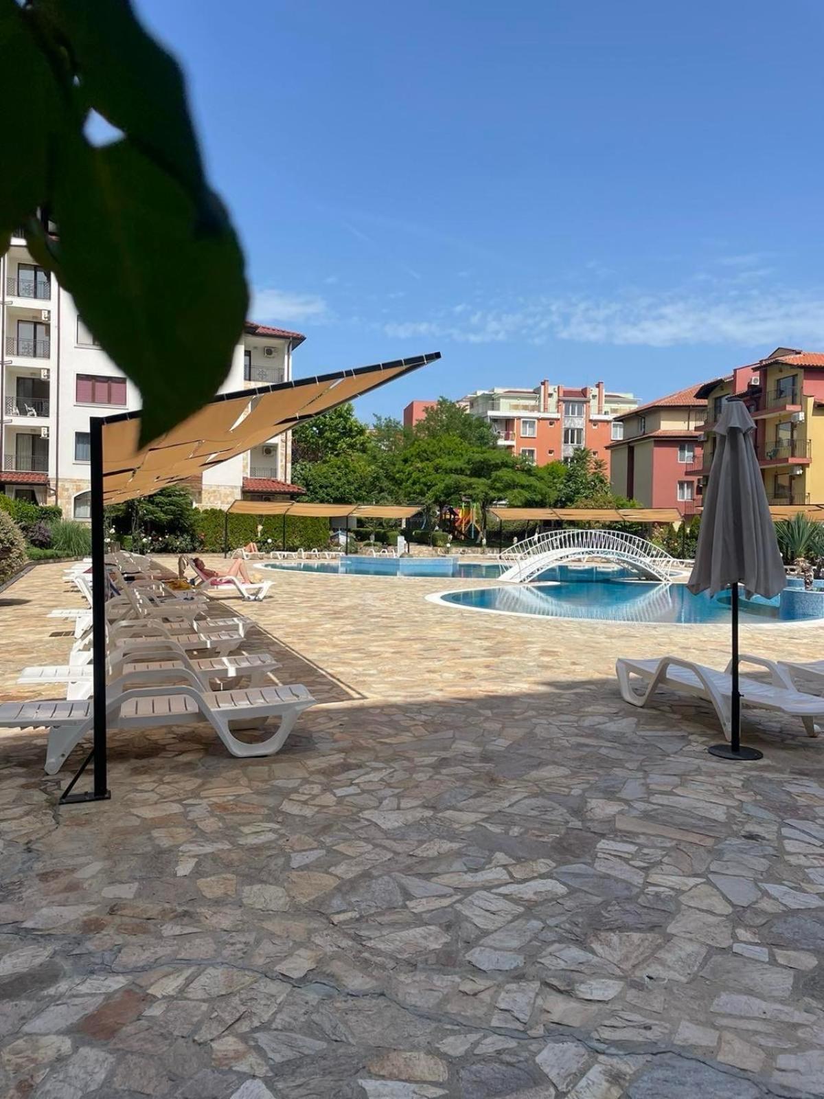 רבדה Private Apartments In Apolon מראה חיצוני תמונה